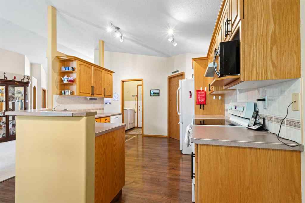 MLS® A2221418 - 6203 60 Street  in NONE Olds, Residential