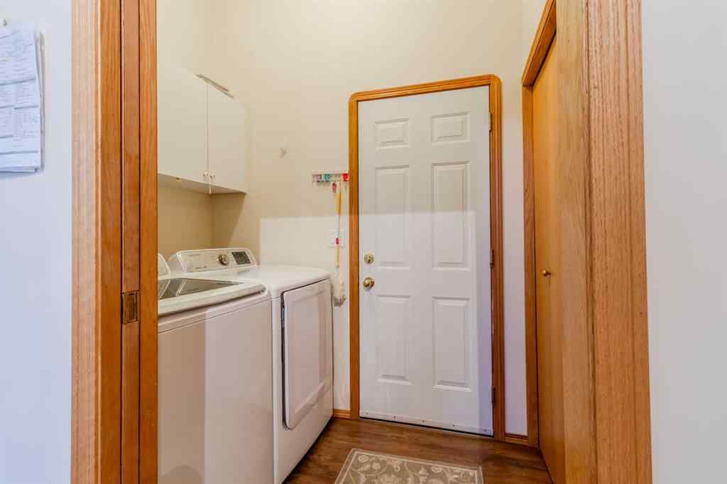 MLS® A2221418 - 6203 60 Street  in NONE Olds, Residential