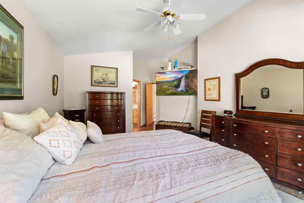 MLS® A2221418 - 6203 60 Street  in NONE Olds, Residential