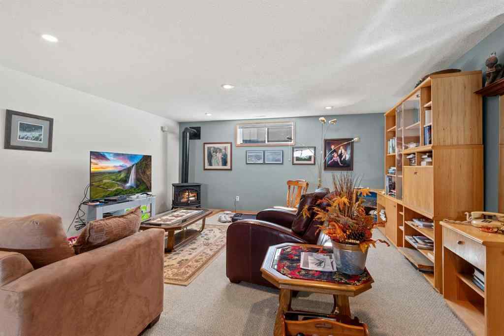 MLS® A2221418 - 6203 60 Street  in NONE Olds, Residential