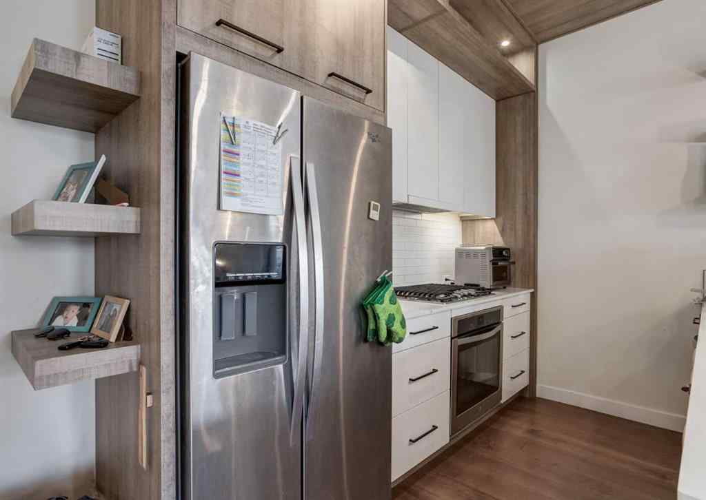 MLS® A2221439 - Unit #408 2702 17 Avenue SW in Shaganappi Calgary, Residential