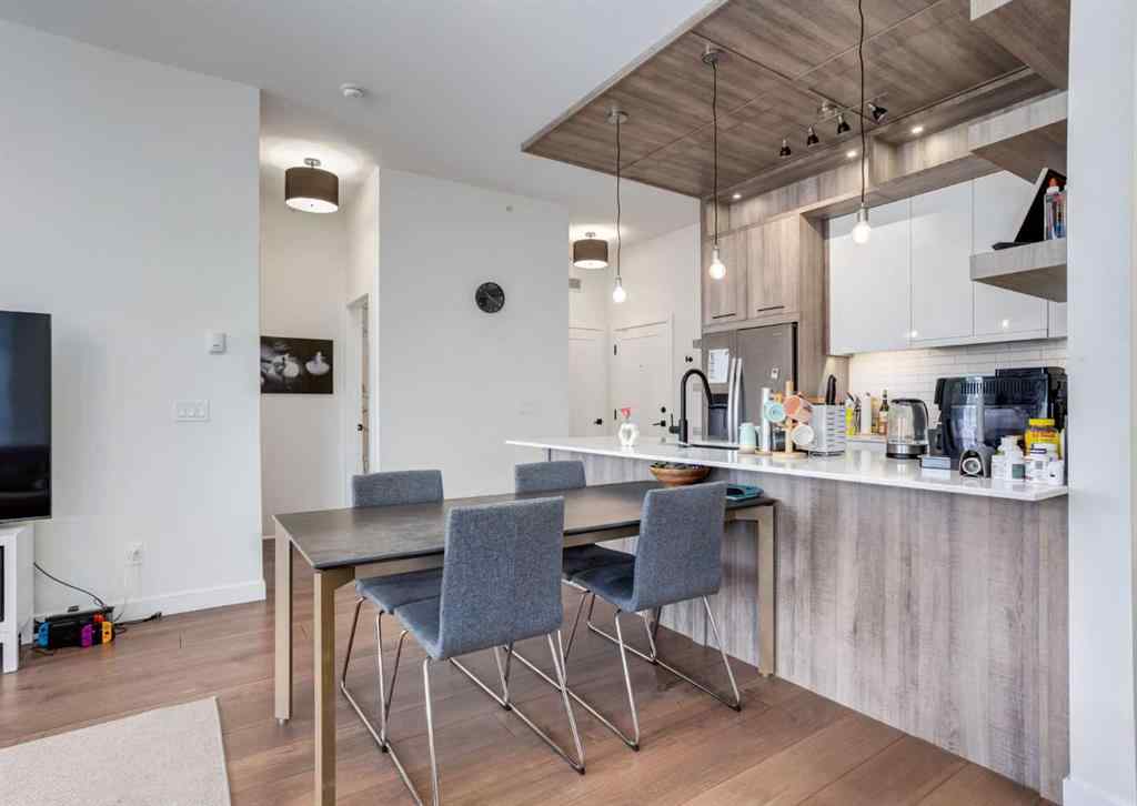 MLS® A2221439 - Unit #408 2702 17 Avenue SW in Shaganappi Calgary, Residential
