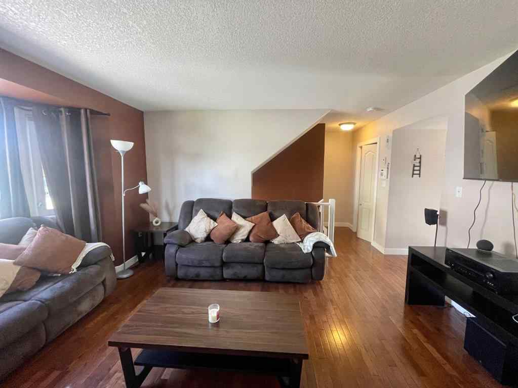 MLS® A2221456 - Unit #11 1616 41 Street   in Edson Edson, Residential
