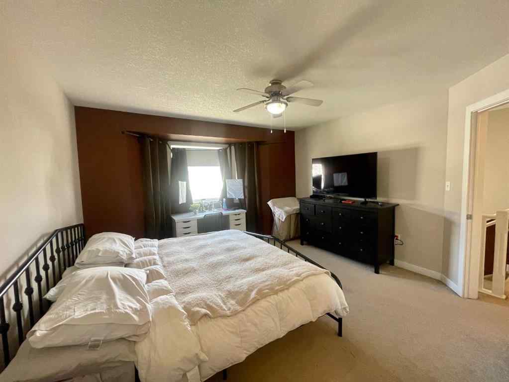 MLS® A2221456 - Unit #11 1616 41 Street   in Edson Edson, Residential