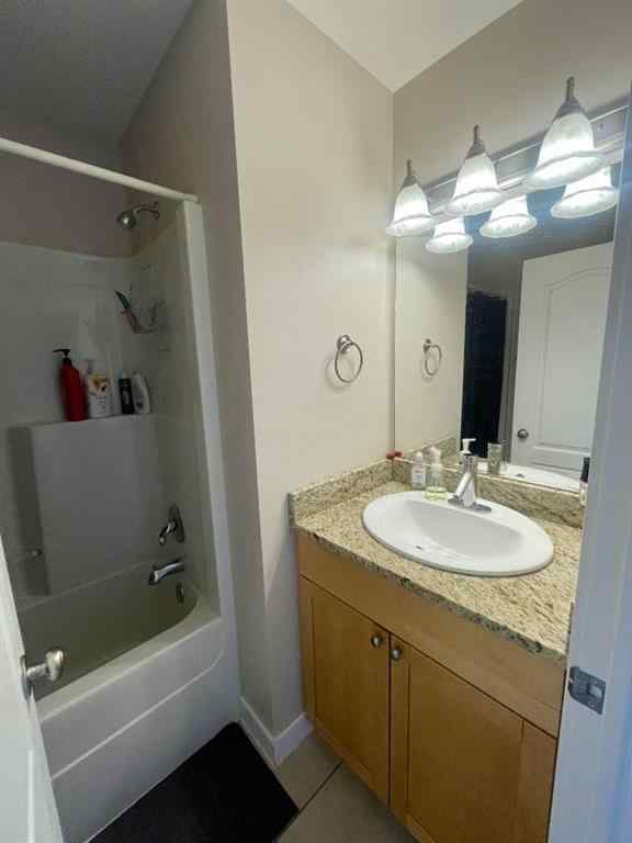 MLS® A2221456 - Unit #11 1616 41 Street   in Edson Edson, Residential