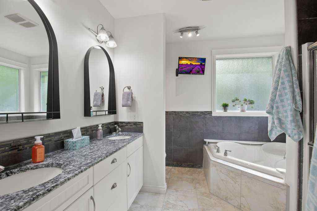 MLS® A2221467 - 422005 Range Road 20   in NONE Rural Ponoka County, Residential