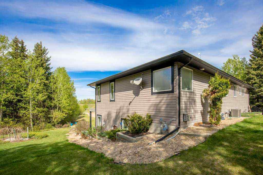 MLS® A2221467 - 422005 Range Road 20   in NONE Rural Ponoka County, Residential