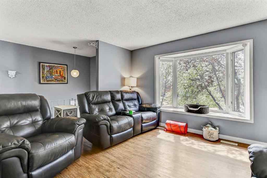 MLS® A2221492 - 9728 95 Avenue  in NONE Wembley, Residential