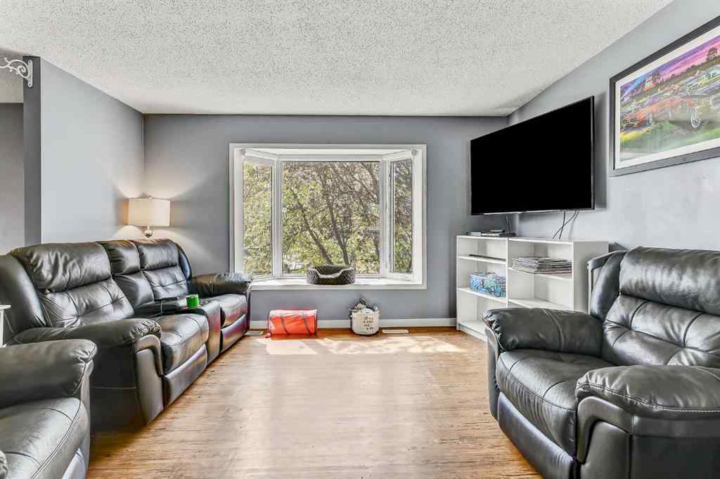 MLS® A2221492 - 9728 95 Avenue  in NONE Wembley, Residential