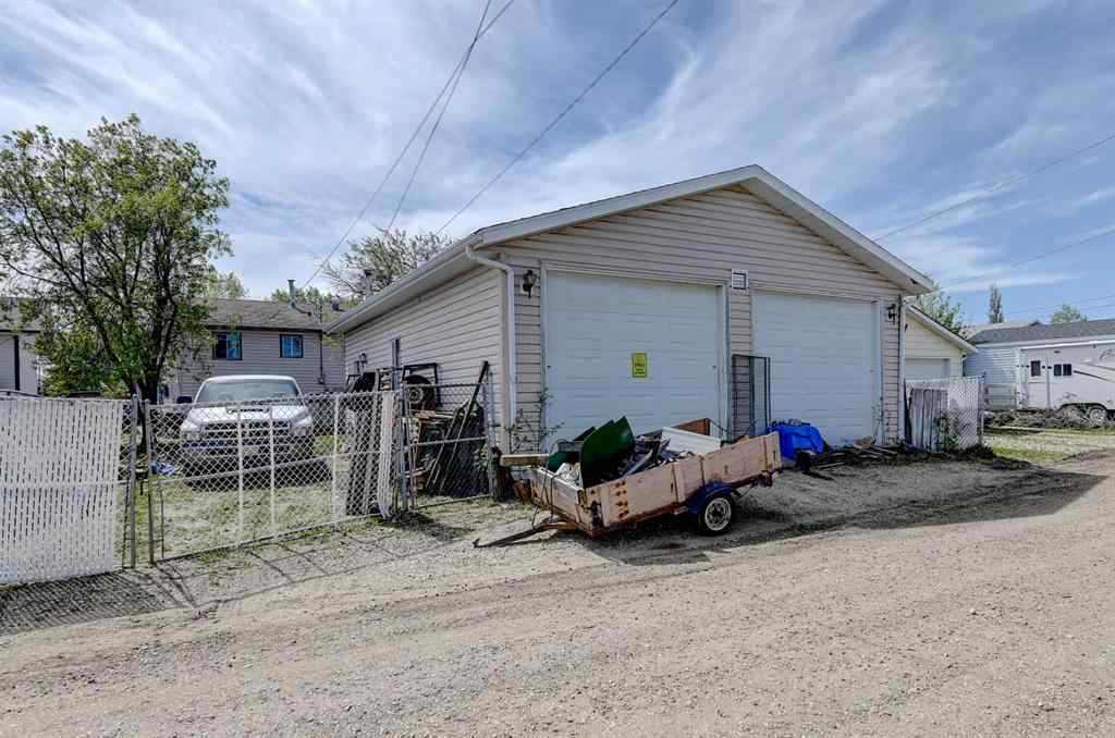 MLS® A2221492 - 9728 95 Avenue  in NONE Wembley, Residential