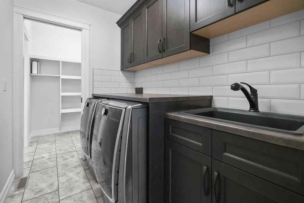 MLS® A2221496 - 2612 62 Street  in Valleyview Camrose, Residential