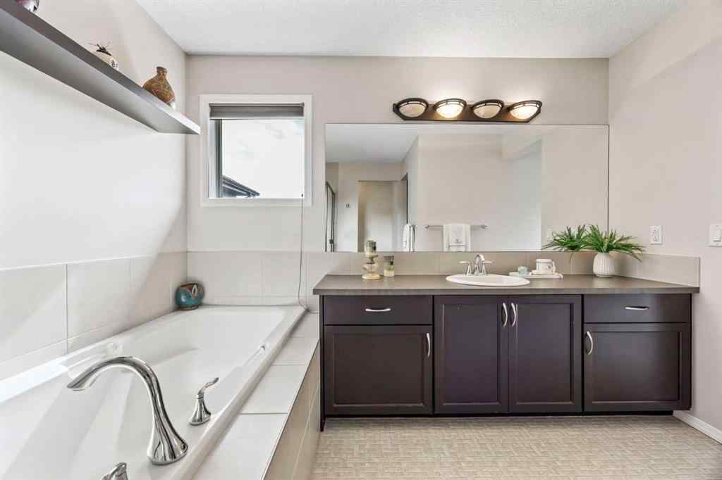 MLS® A2221519 - 51 Auburn Glen Way SE in Auburn Bay Calgary, Residential
