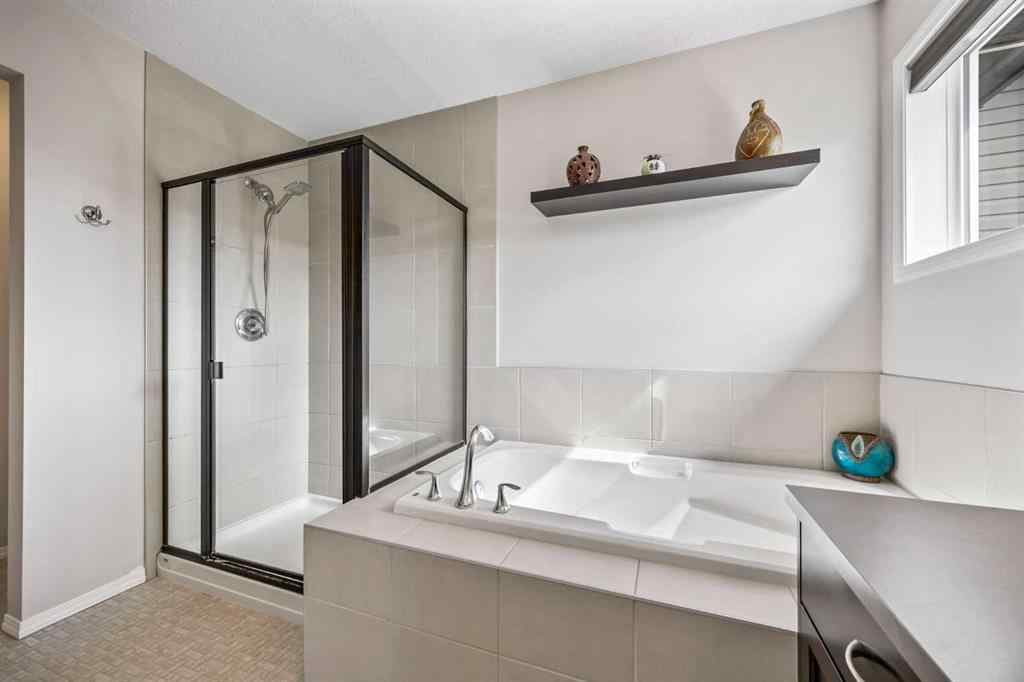 MLS® A2221519 - 51 Auburn Glen Way SE in Auburn Bay Calgary, Residential