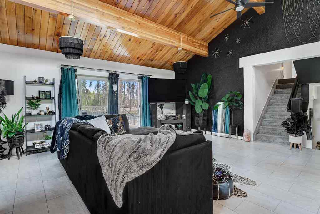 MLS® A2221520 - Unit ##2 710072 40 Highway  in Sprucewood Park Rural Grande Prairie No. 1, County of, Residential