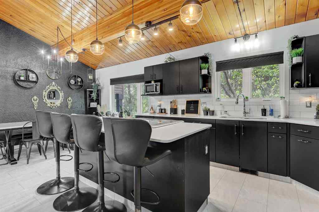 MLS® A2221520 - Unit ##2 710072 40 Highway  in Sprucewood Park Rural Grande Prairie No. 1, County of, Residential