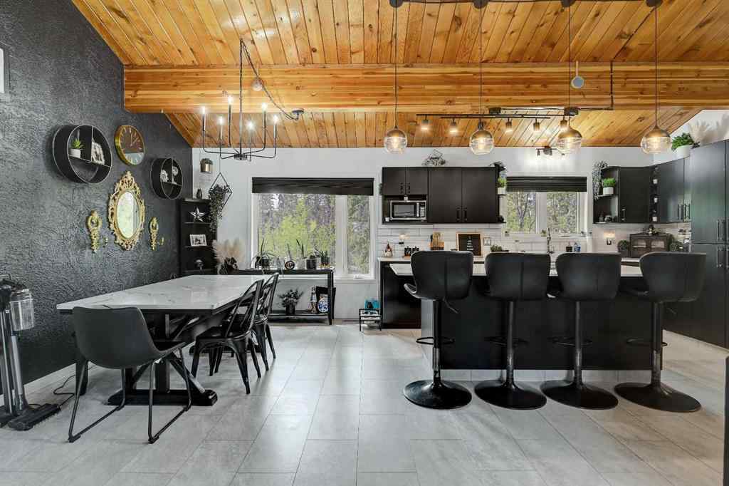 MLS® A2221520 - Unit ##2 710072 40 Highway  in Sprucewood Park Rural Grande Prairie No. 1, County of, Residential