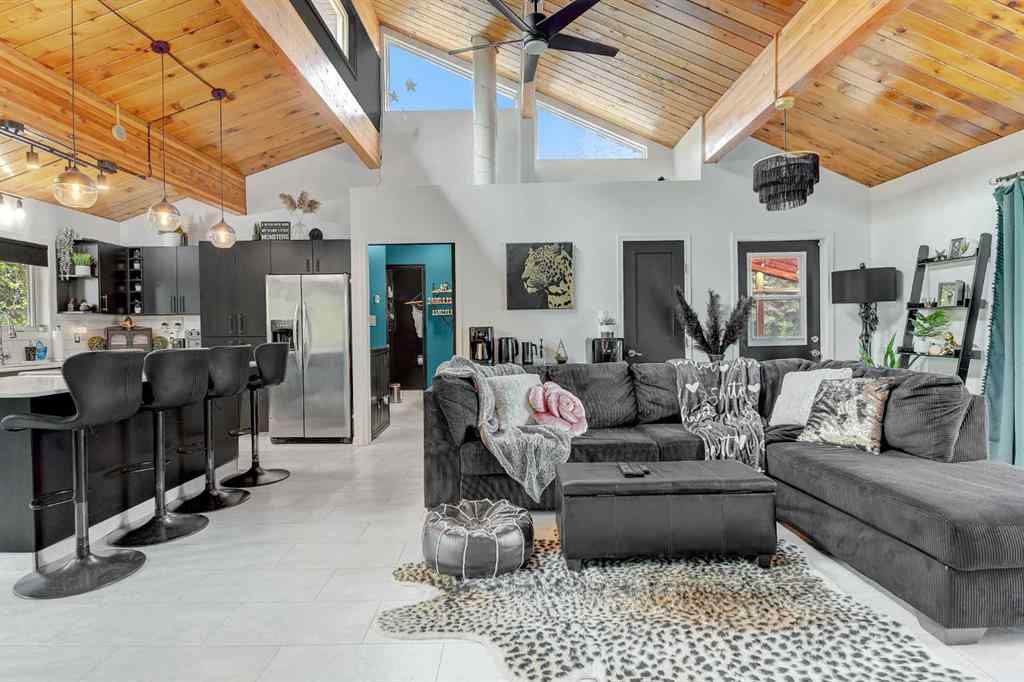 MLS® A2221520 - Unit ##2 710072 40 Highway  in Sprucewood Park Rural Grande Prairie No. 1, County of, Residential