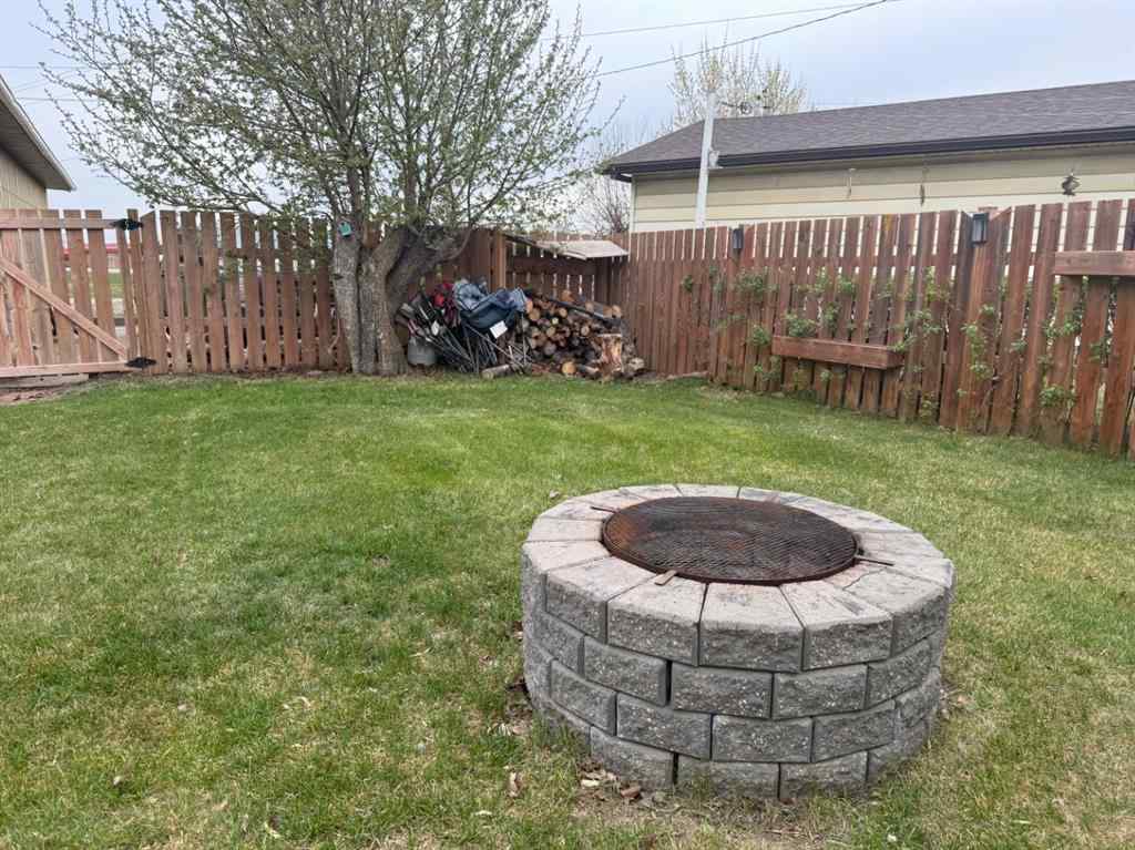 MLS® A2221528 - 5319 55 Avenue  in Viking Viking, Residential