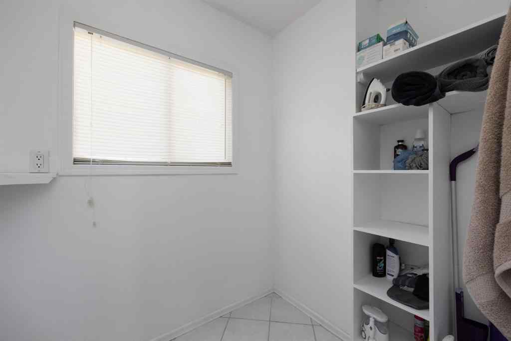 MLS® A2221559 - 173 Oaks Crescent  in Thickwood Fort McMurray, Residential