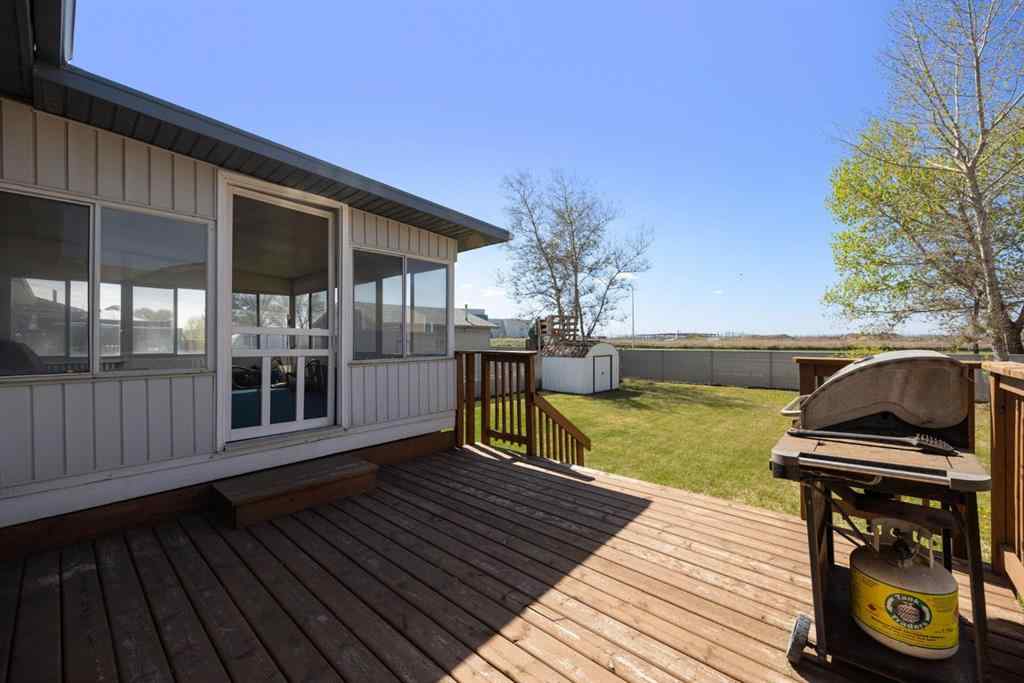 MLS® A2221559 - 173 Oaks Crescent  in Thickwood Fort McMurray, Residential