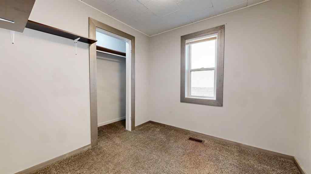 MLS® A2221625 - 10520 101 Avenue  in College Park Grande Prairie, Residential