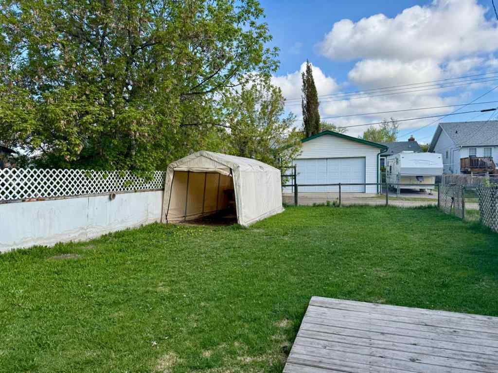 MLS® A2221625 - 10520 101 Avenue  in College Park Grande Prairie, Residential