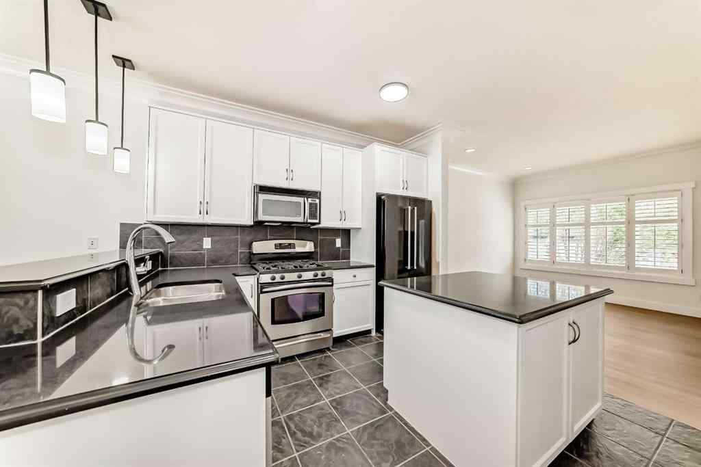 MLS® A2221635 - 199 McKenzie Towne Drive SE in McKenzie Towne Calgary, Residential