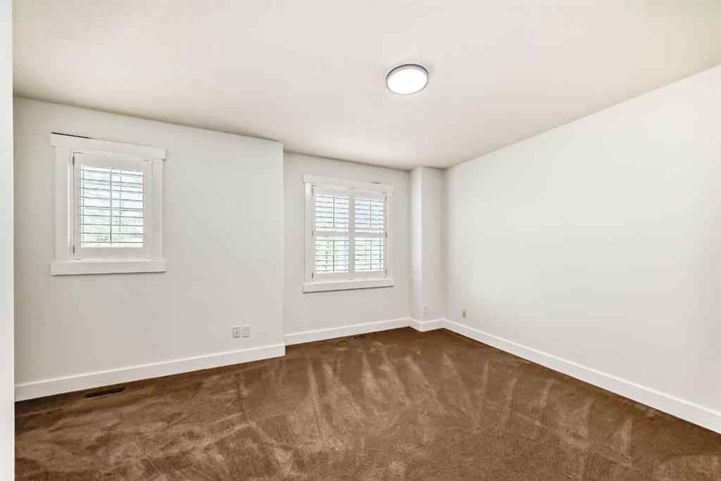 MLS® A2221635 - 199 McKenzie Towne Drive SE in McKenzie Towne Calgary, Residential