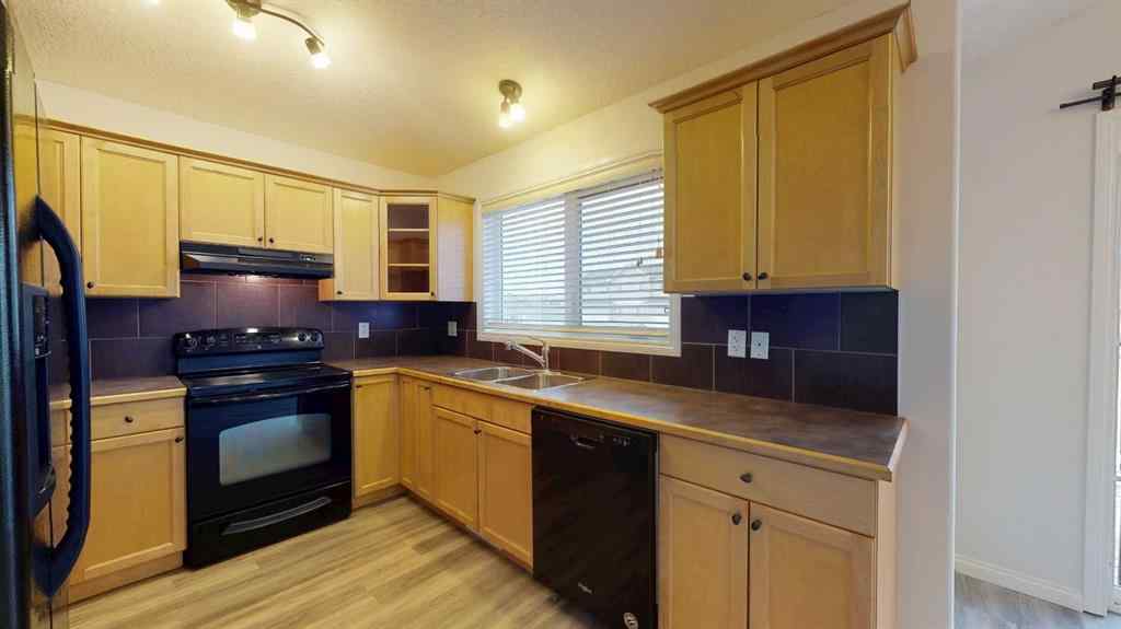 MLS® A2221638 - 10341 Landing Drive  in Crystal Landing Grande Prairie, Residential