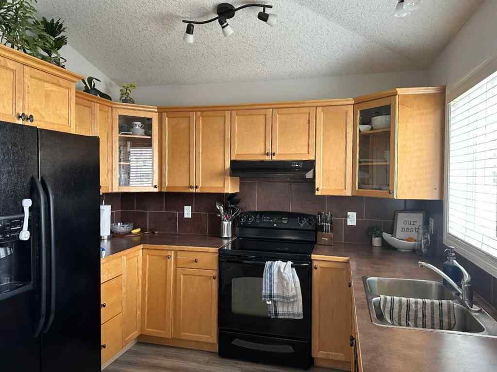 MLS® A2221638 - 10341 Landing Drive  in Crystal Landing Grande Prairie, Residential