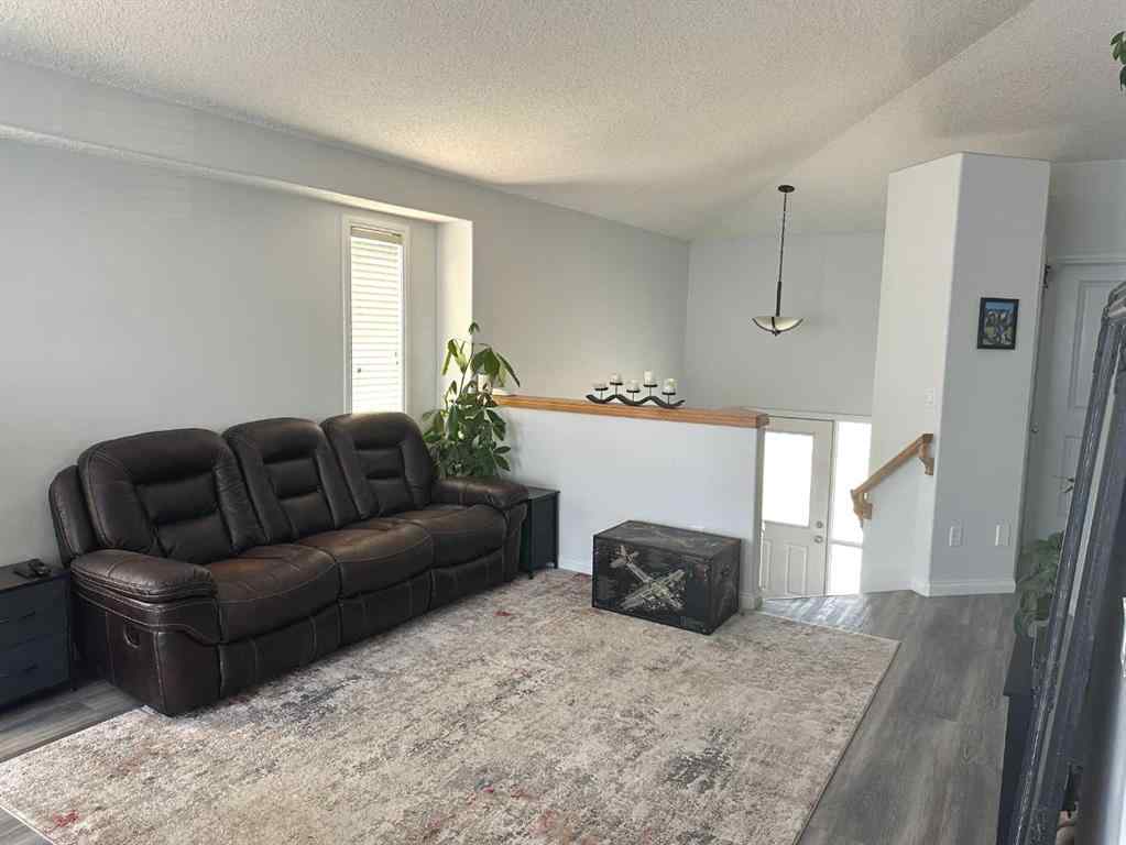 MLS® A2221638 - 10341 Landing Drive  in Crystal Landing Grande Prairie, Residential