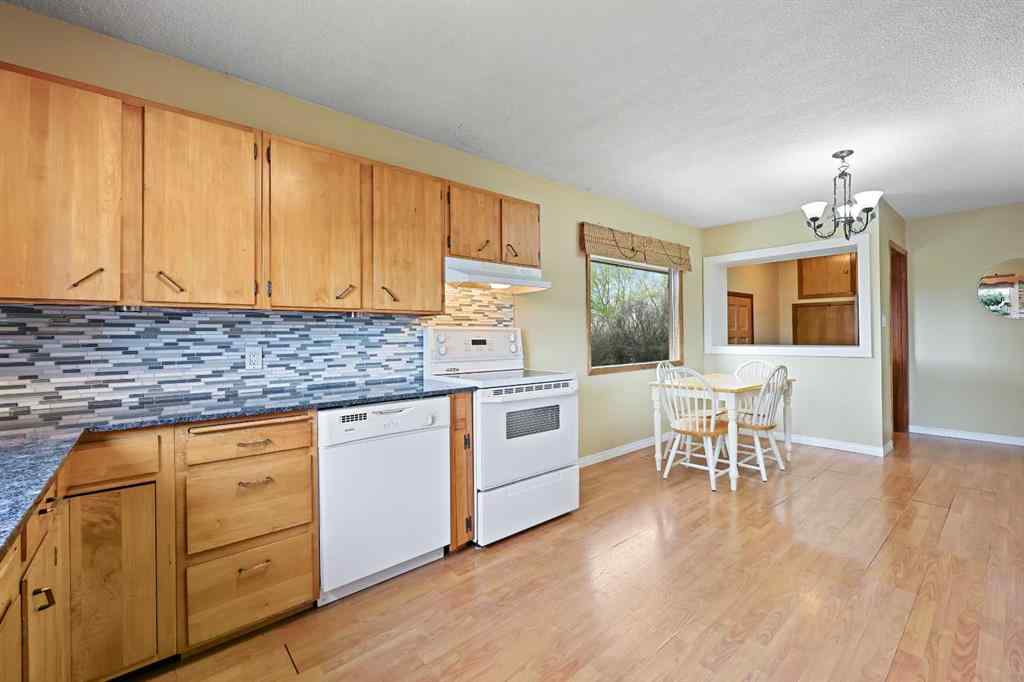 MLS® A2221679 - 31109 Range Road 273   in NONE Rural Mountain View County, Residential