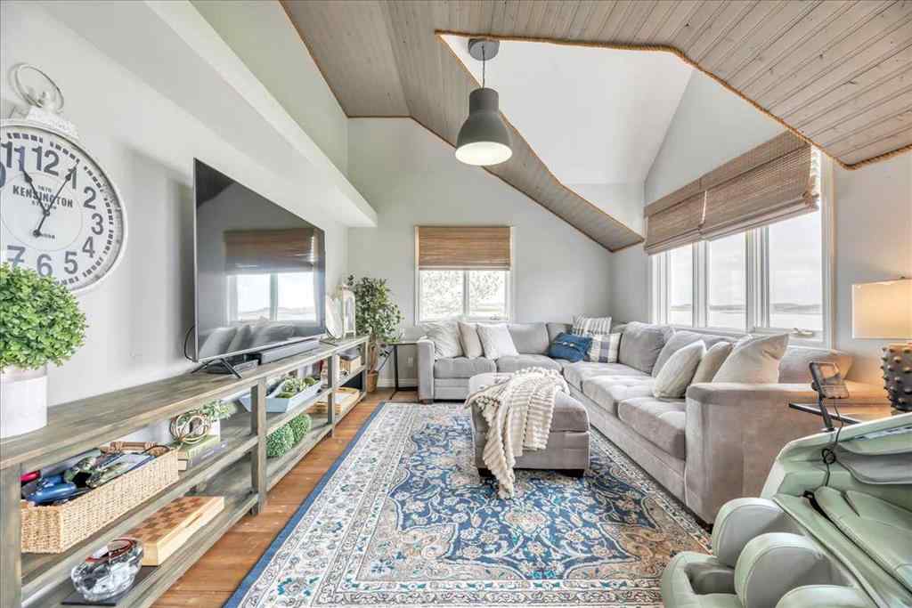 MLS® A2221698 - 240044A Township Road 244   in NONE Rural Wheatland County, Residential