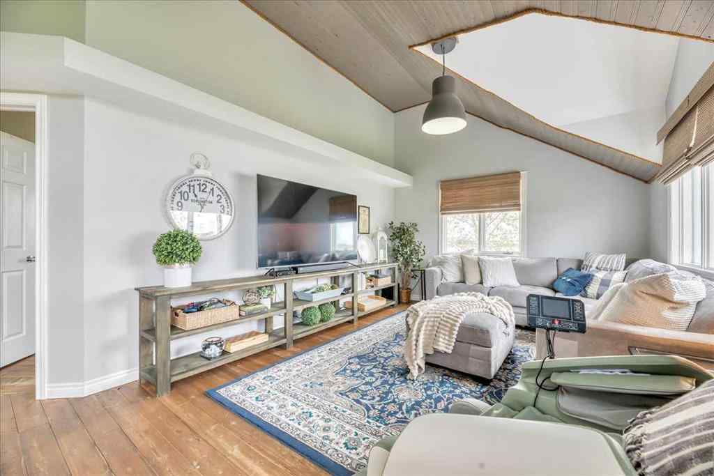 MLS® A2221698 - 240044A Township Road 244   in NONE Rural Wheatland County, Residential