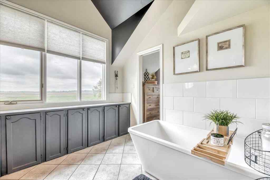 MLS® A2221698 - 240044A Township Road 244   in NONE Rural Wheatland County, Residential