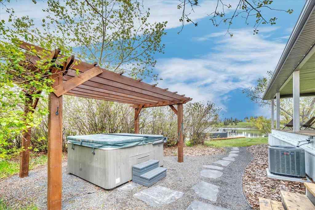 MLS® A2221698 - 240044A Township Road 244   in NONE Rural Wheatland County, Residential