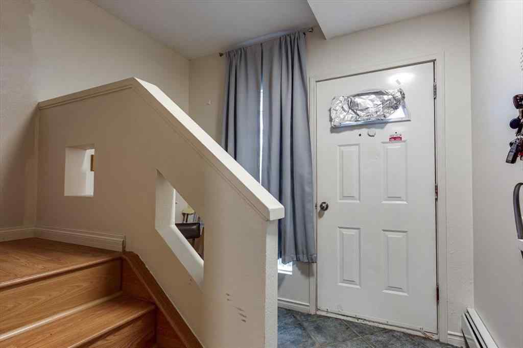 MLS® A2221701 - 5029 53 Street  in Rocky Mtn House Rocky Mountain House, Residential