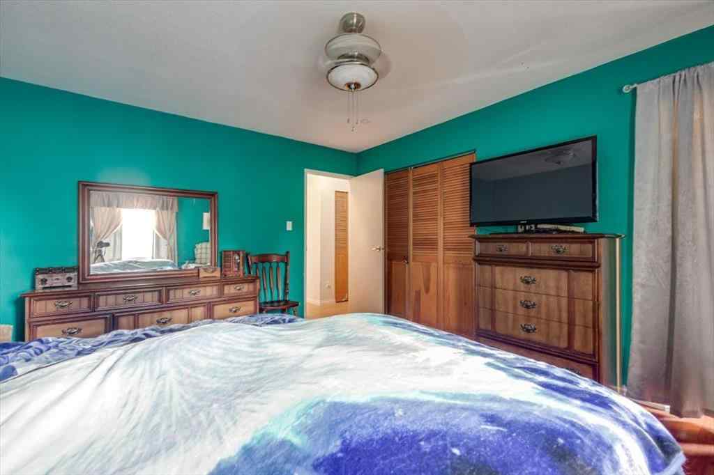 MLS® A2221701 - 5029 53 Street  in Rocky Mtn House Rocky Mountain House, Residential