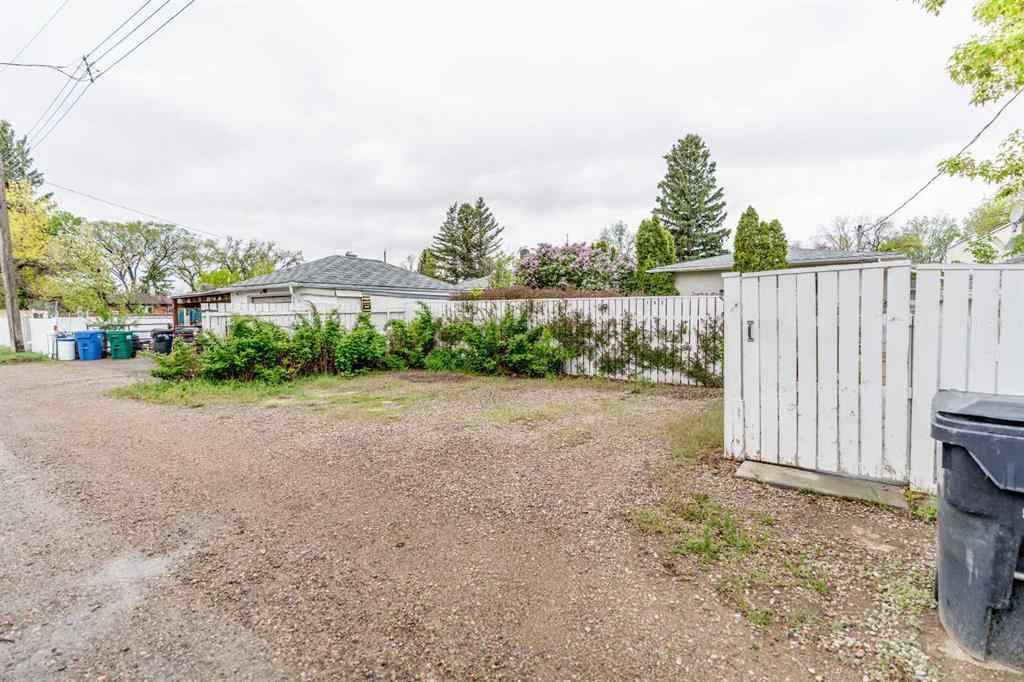 MLS® A2221717 - 733 4 Street S in London Road Lethbridge, Residential