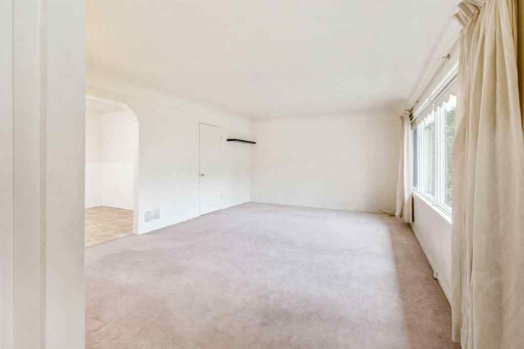 MLS® A2221717 - 733 4 Street S in London Road Lethbridge, Residential