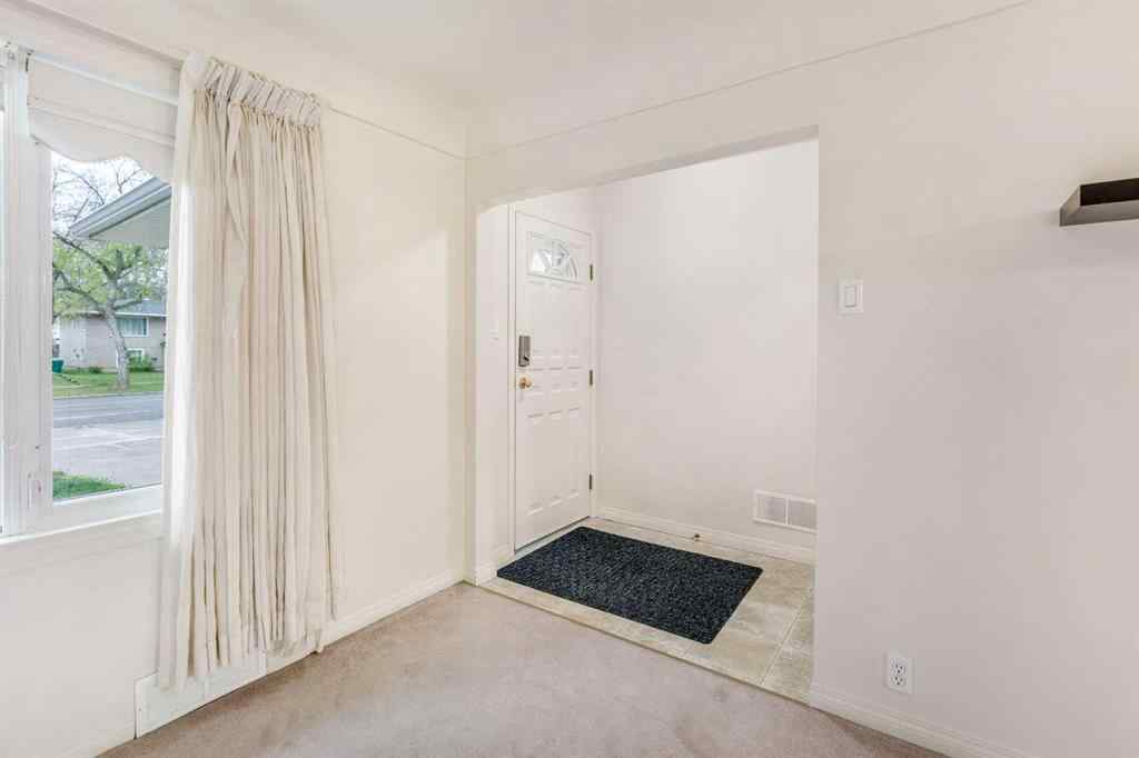 MLS® A2221717 - 733 4 Street S in London Road Lethbridge, Residential