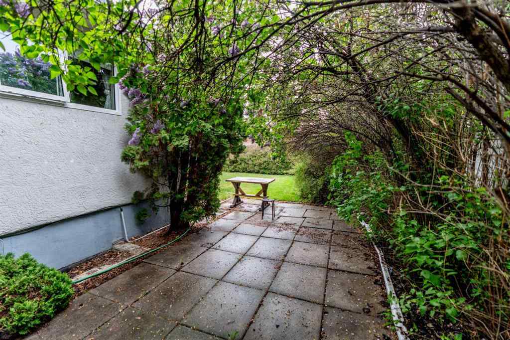 MLS® A2221717 - 733 4 Street S in London Road Lethbridge, Residential