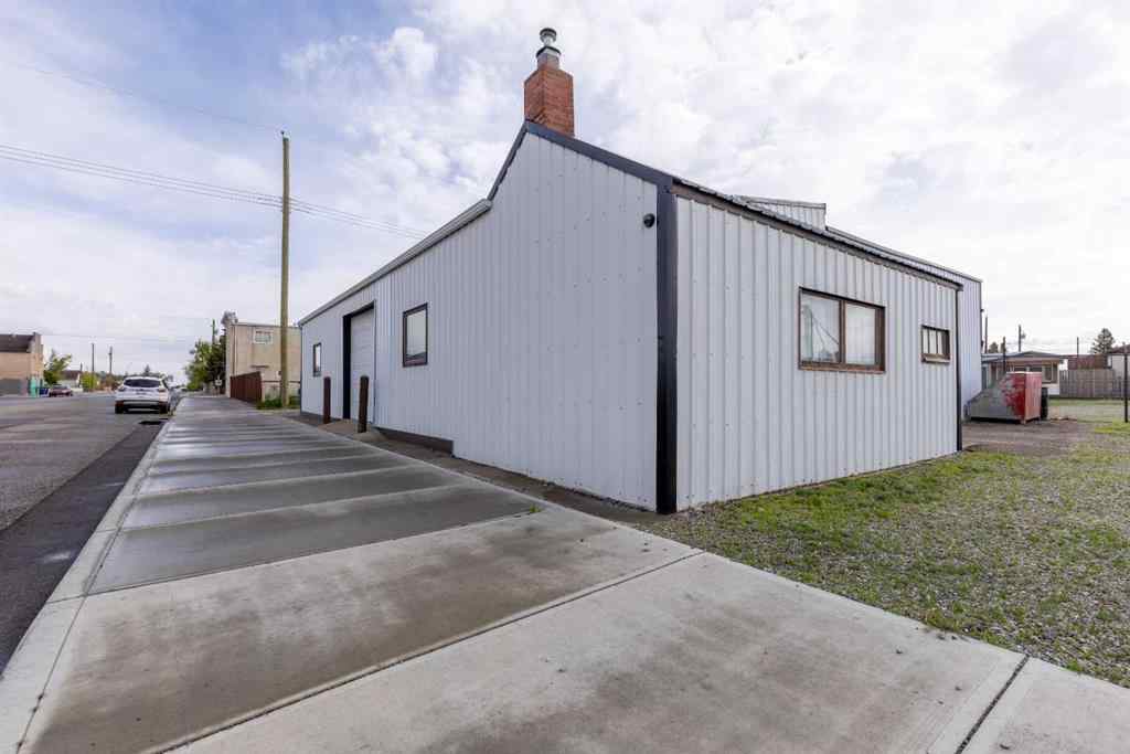 MLS® A2221719 - 201 & 215 15 Street  in NONE Fort Macleod, Commercial