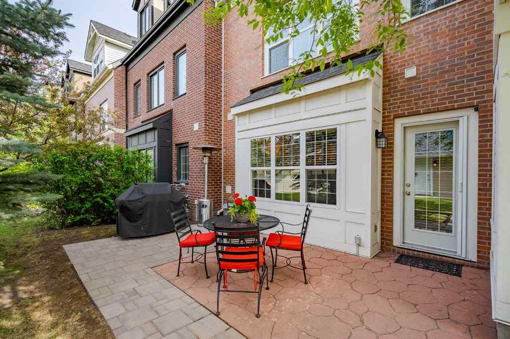 MLS® A2221793 - 211 Ypres Green SW in Garrison Woods Calgary, Residential
