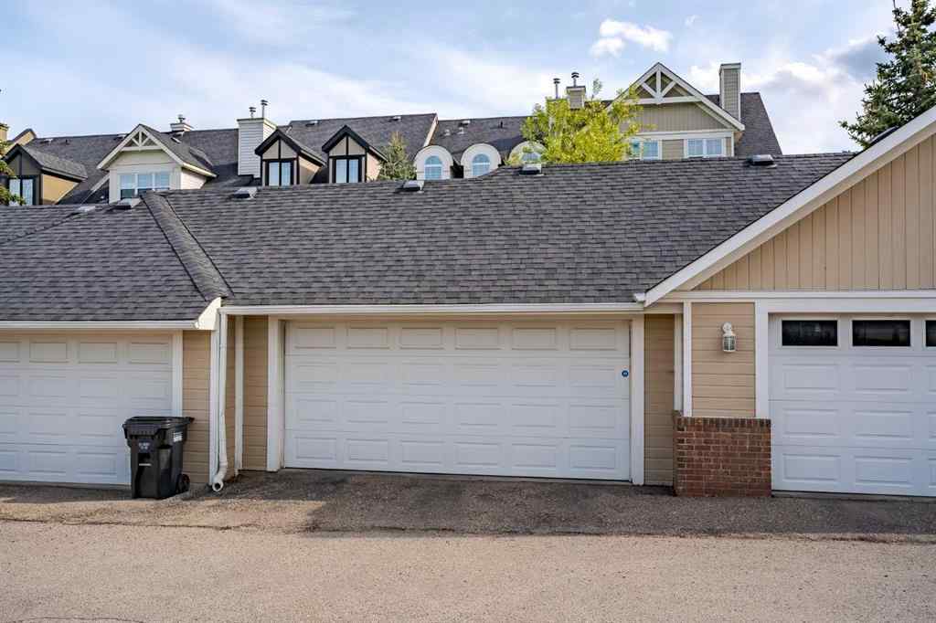 MLS® A2221793 - 211 Ypres Green SW in Garrison Woods Calgary, Residential