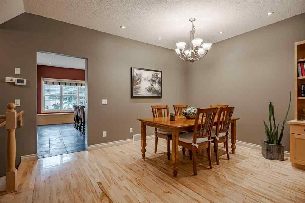 MLS® A2221793 - 211 Ypres Green SW in Garrison Woods Calgary, Residential