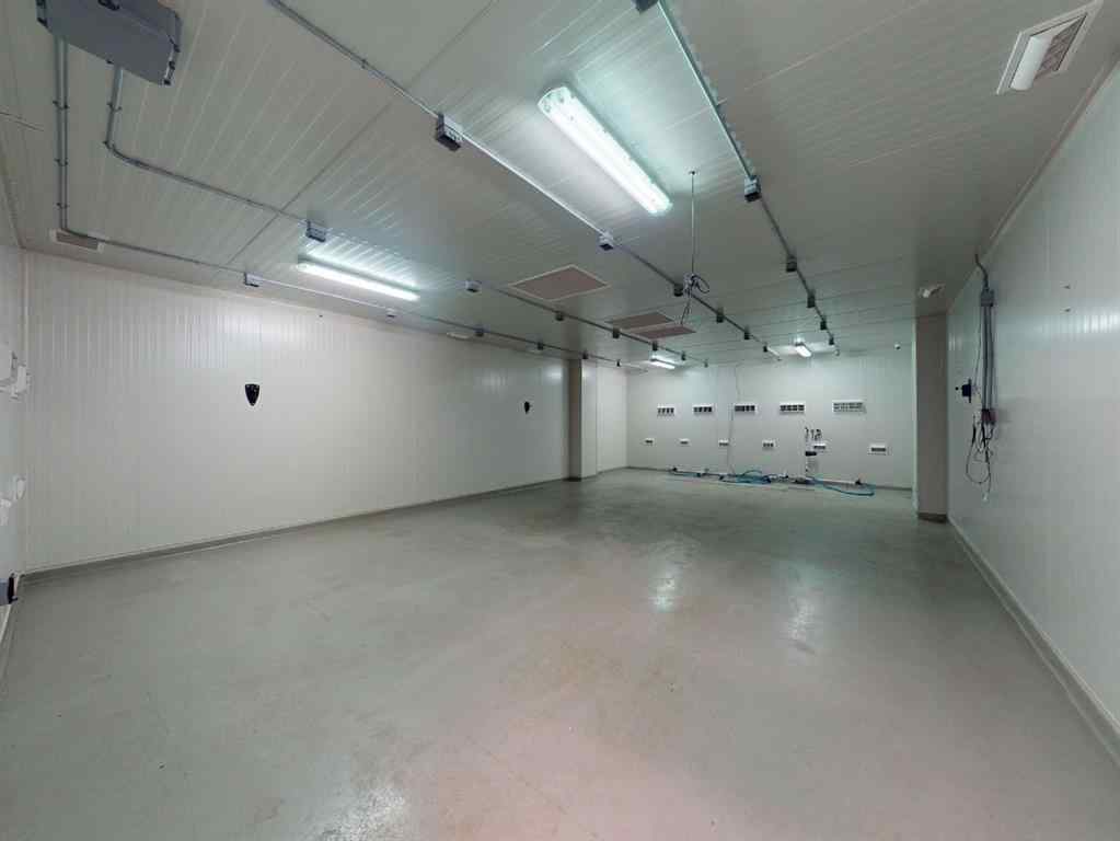MLS® A2221796 - 4013 Brandon Street SE in Manchester Industrial Calgary, Commercial