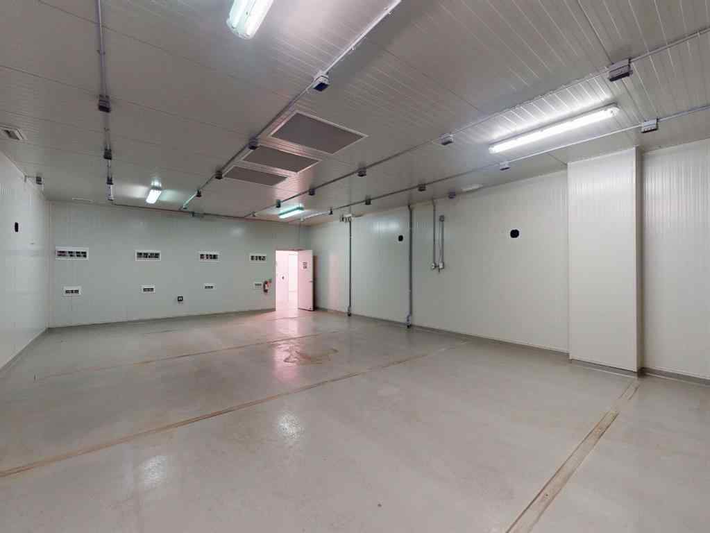 MLS® A2221796 - 4013 Brandon Street SE in Manchester Industrial Calgary, Commercial