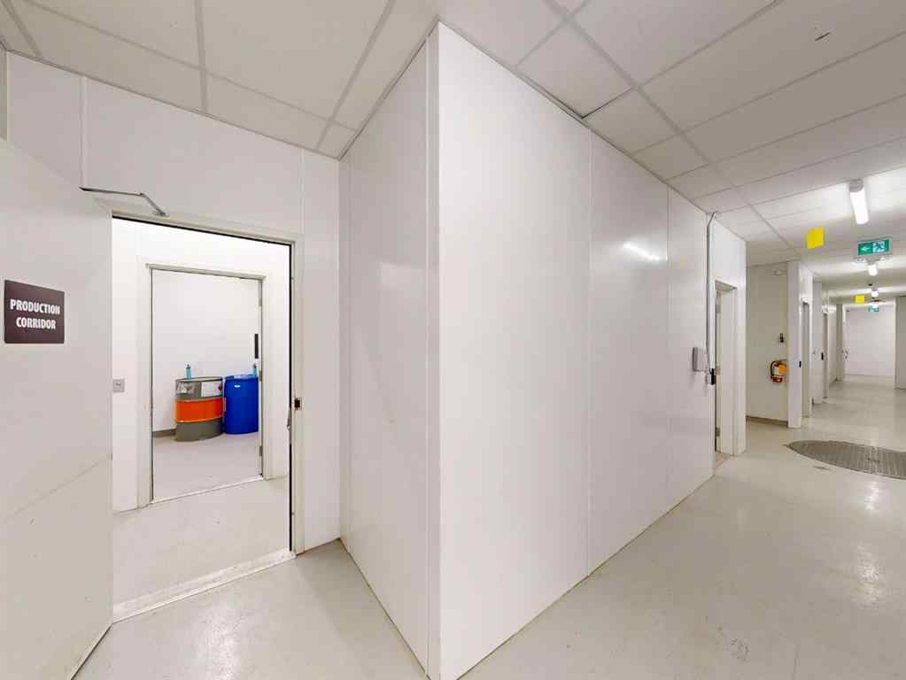 MLS® A2221796 - 4013 Brandon Street SE in Manchester Industrial Calgary, Commercial