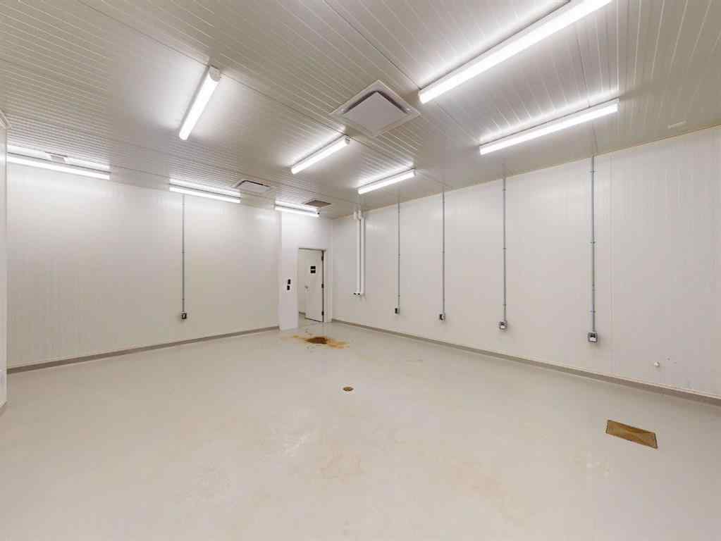 MLS® A2221796 - 4013 Brandon Street SE in Manchester Industrial Calgary, Commercial